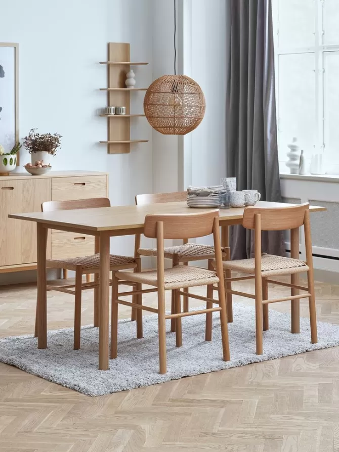 Hot ALSTED L160 bord eg + 4 ISLEV stole u/armlæn eg Spisebordssæt