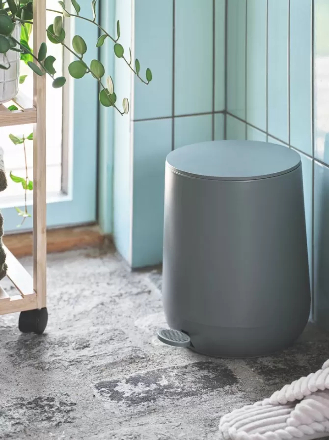 Outlet Pedalspand 5L m/soft-close Badeværelsesopbevaring | Personlig Velvære